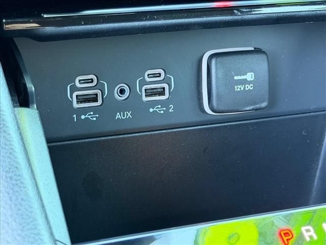 2025 Jeep Grand Cherokee Laredo 4x4