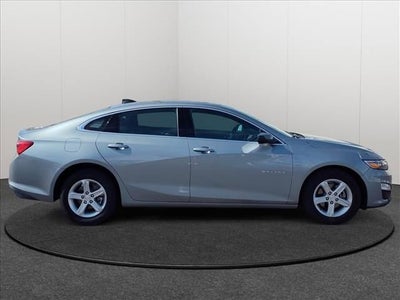 2025 Chevrolet Malibu LS