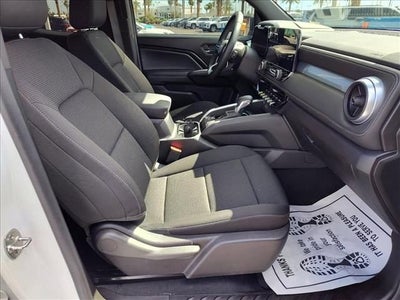 2025 Chevrolet Colorado WT/LT