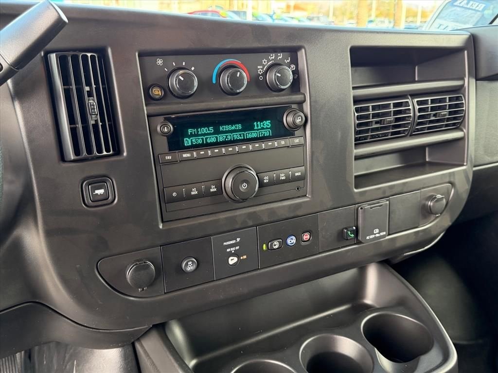 2025 Chevrolet Express Cargo 2500 WT