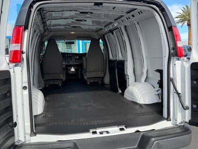 2025 Chevrolet Express Cargo 2500 WT