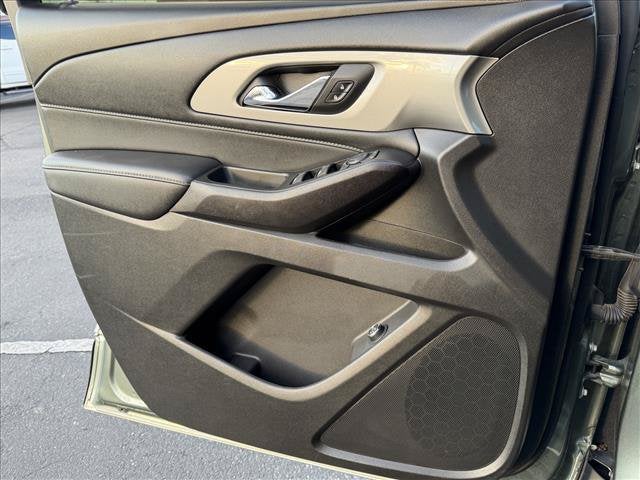 2023 Chevrolet Traverse 3LT - Photo 15