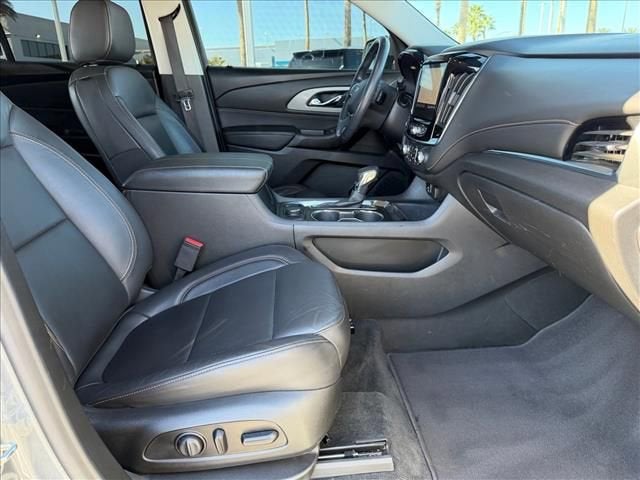 2021 Chevrolet Traverse RS