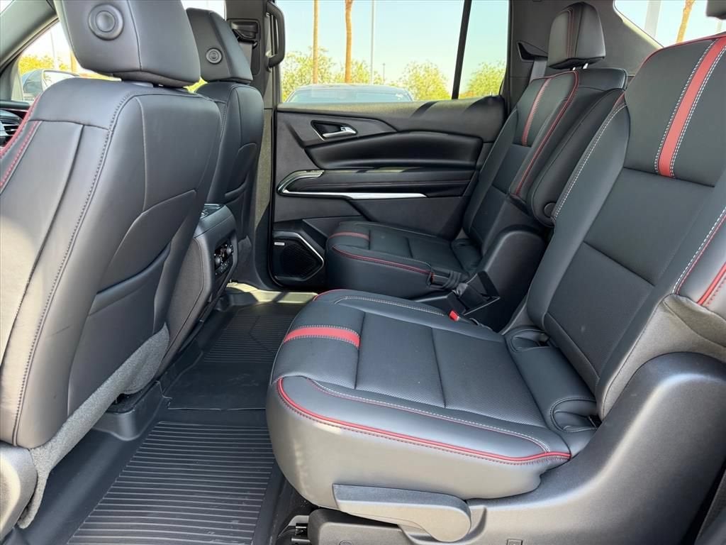 2027 Chevrolet Traverse RS - Photo 6