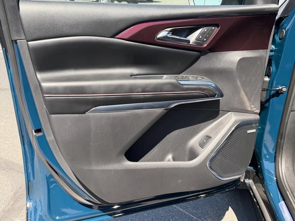 2027 Chevrolet Traverse RS - Photo 9