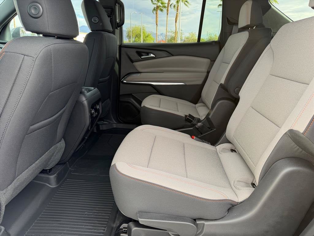 2027 Chevrolet Traverse LT - Photo 6
