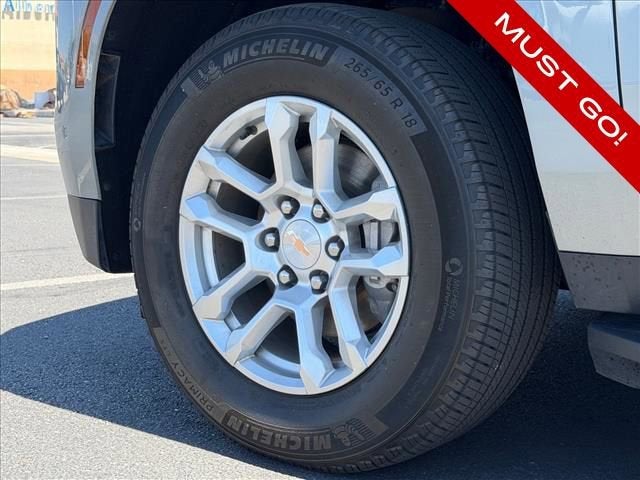 2025 Chevrolet Suburban LT
