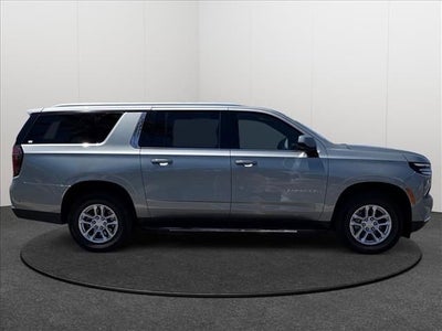 2025 Chevrolet Suburban LT