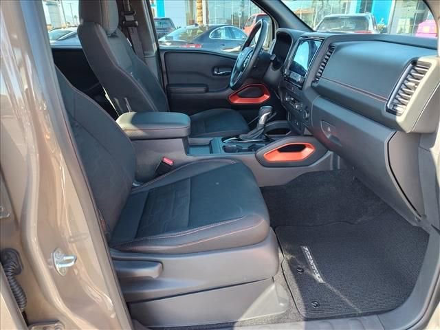 2022 Nissan Frontier Crew Cab PRO-X 4x2