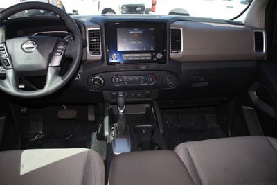 2022 Nissan Frontier Crew Cab SV 4x4