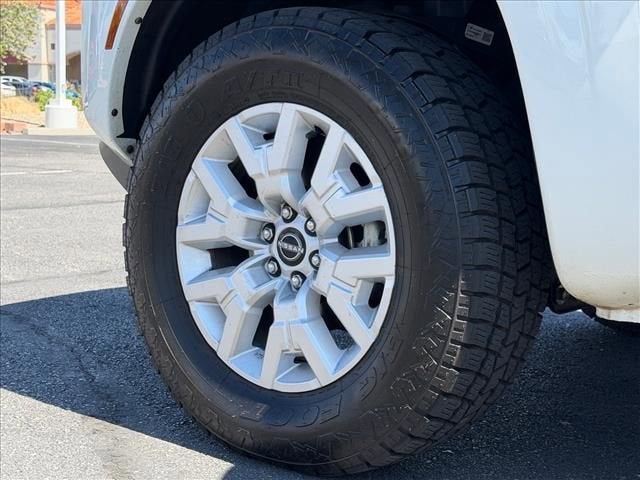 2022 Nissan Frontier Crew Cab SV 4x4