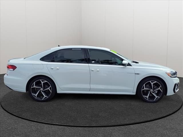 2021 Volkswagen Passat 2.0T R-Line
