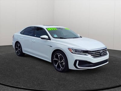 2021 Volkswagen Passat 2.0T R-Line