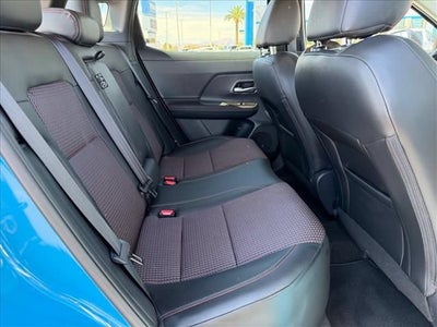 2025 Nissan Kicks SR FWD