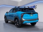 2025 Nissan Kicks SR FWD