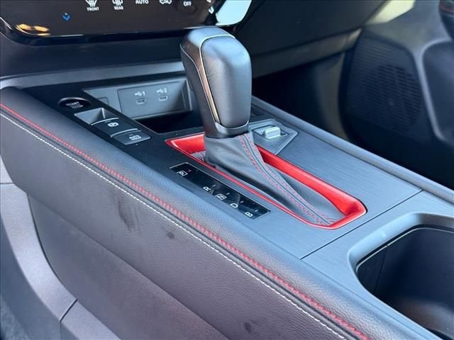 2025 Nissan Kicks SR FWD