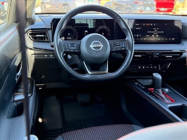 2025 Nissan Kicks SR FWD