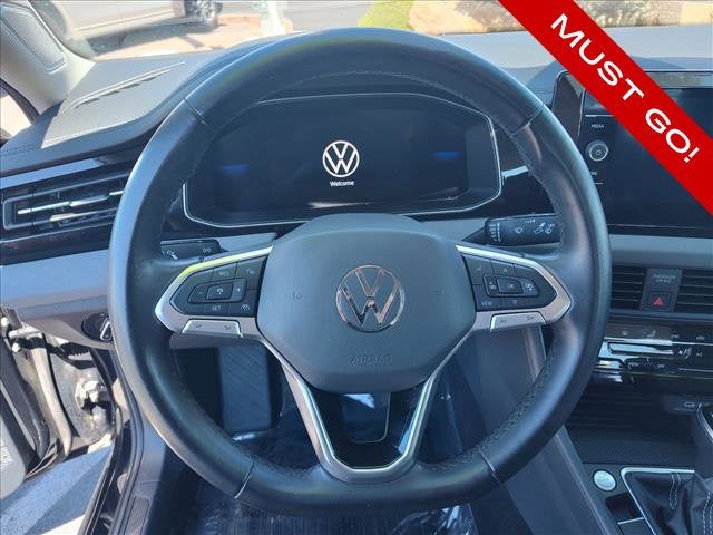 2025 Volkswagen Jetta SE - Photo 17