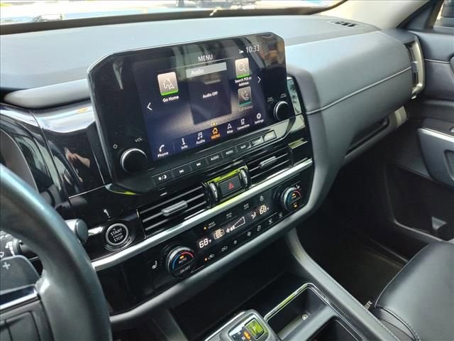 2023 Nissan Pathfinder SL FWD