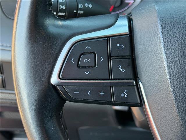 2021 Toyota Highlander LE - Photo 19