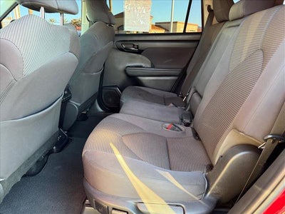 2021 Toyota Highlander LE