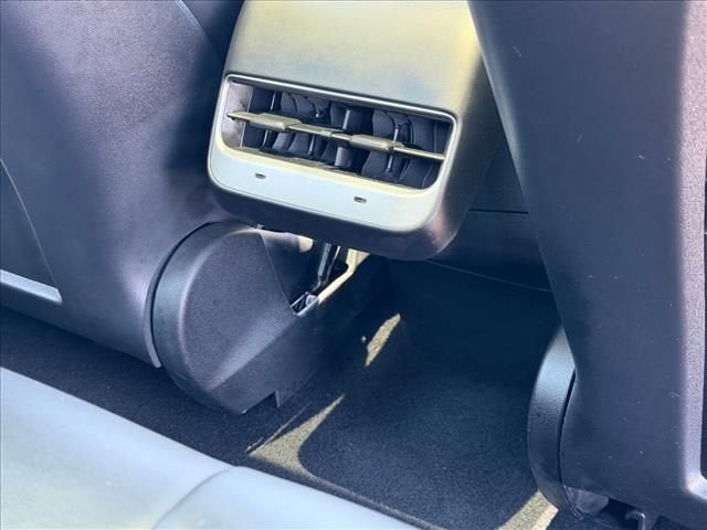 2023 Tesla Model 3 RWD