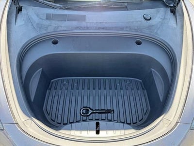 2023 Tesla Model 3 RWD