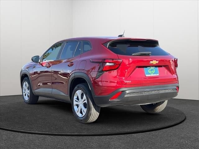 2025 Chevrolet Trax LS